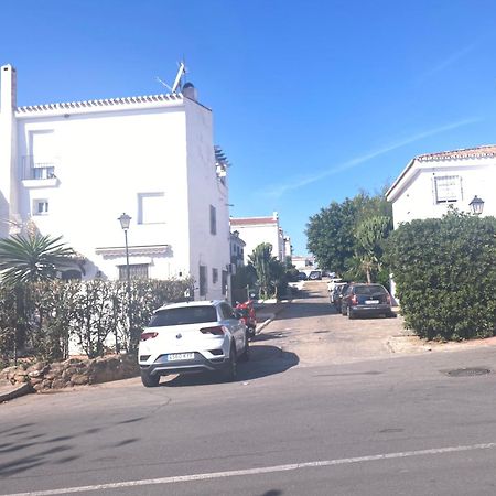 Apartamento Bien Situado En Marbella Luaran gambar