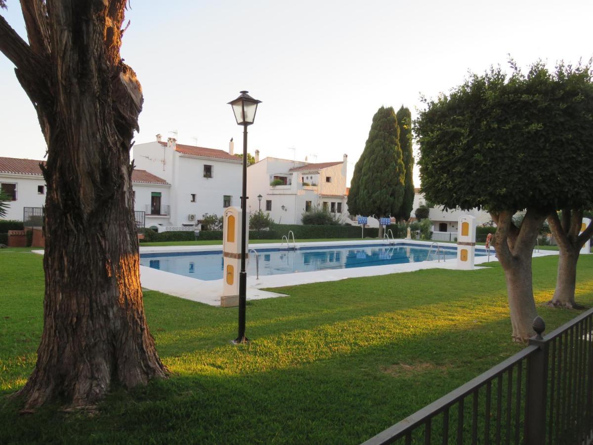 Apartamento Bien Situado En Marbella Luaran gambar