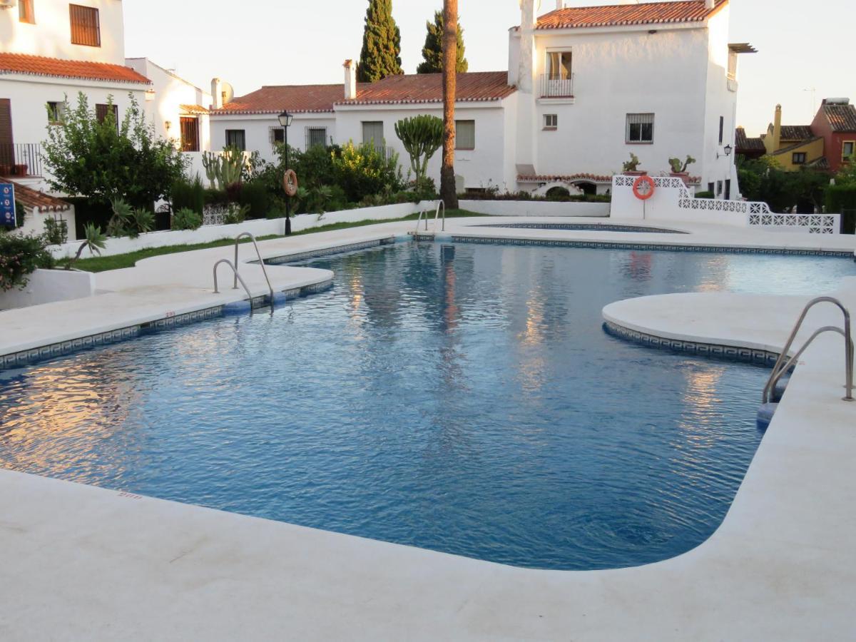 Apartamento Bien Situado En Marbella Luaran gambar