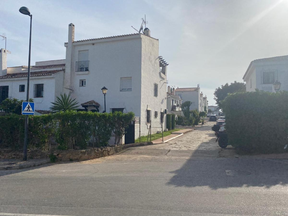 Apartamento Bien Situado En Marbella Luaran gambar