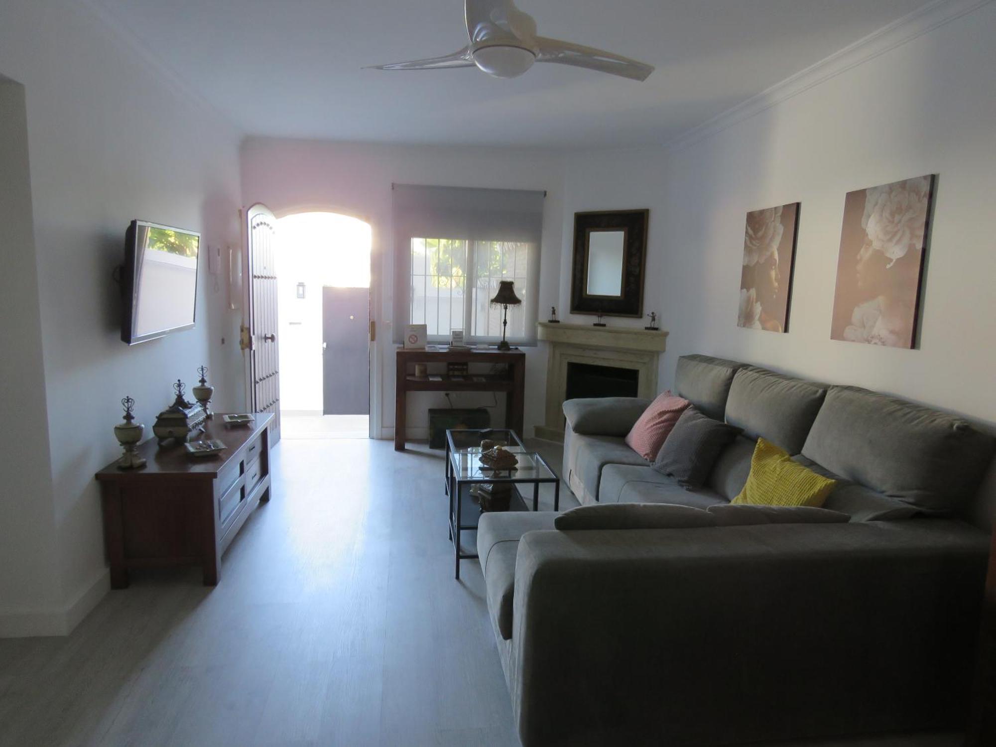 Apartamento Bien Situado En Marbella Luaran gambar