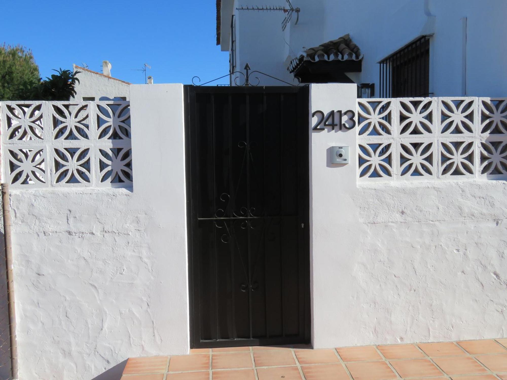 Apartamento Bien Situado En Marbella Luaran gambar
