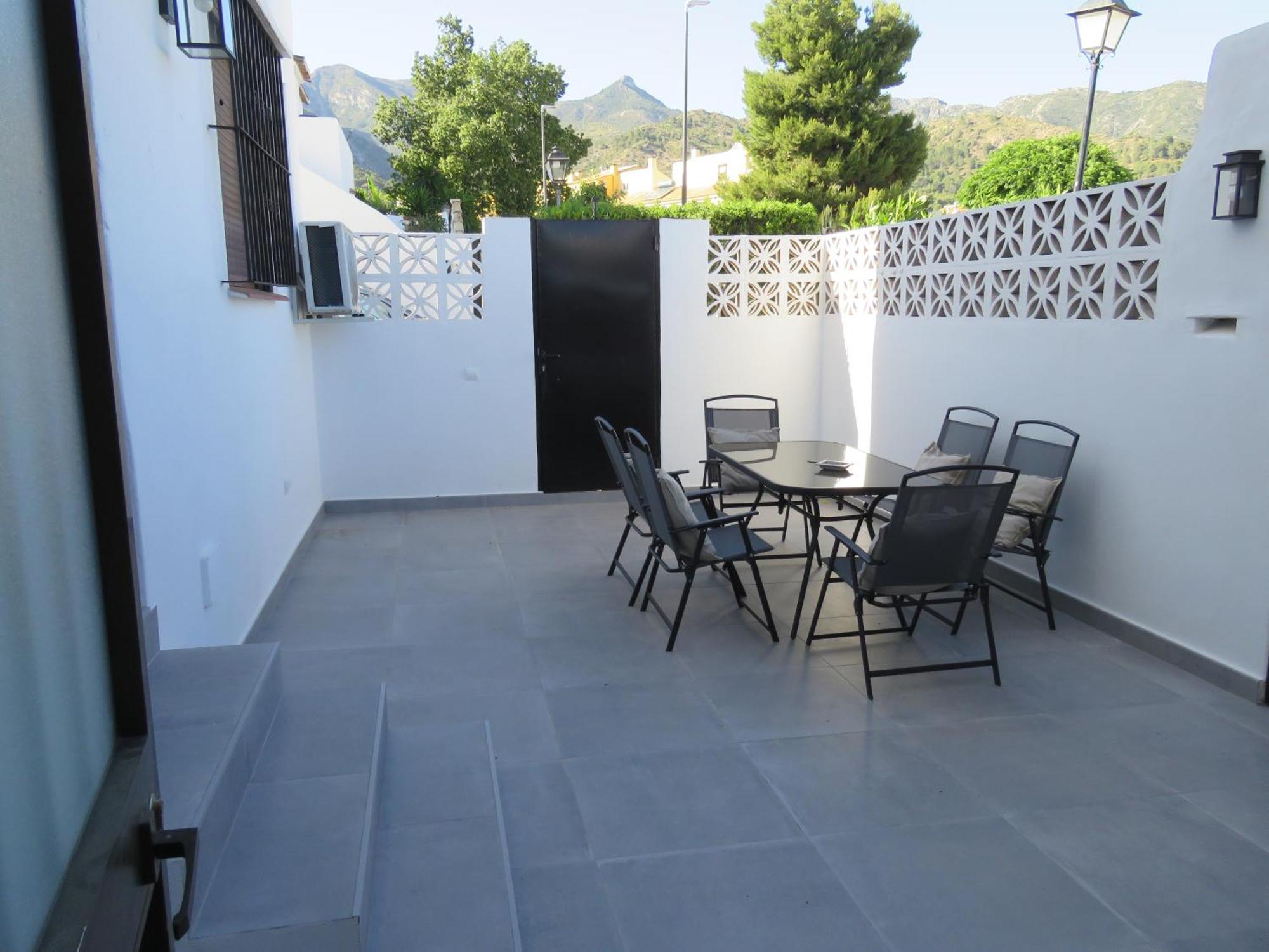 Apartamento Bien Situado En Marbella Luaran gambar