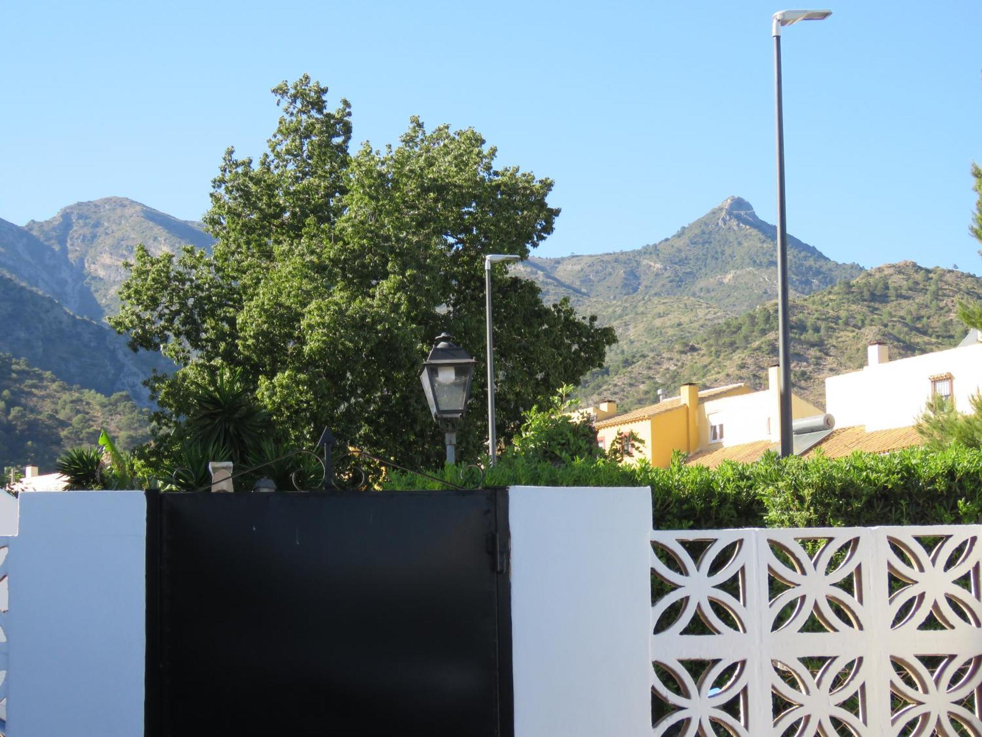 Apartamento Bien Situado En Marbella Luaran gambar